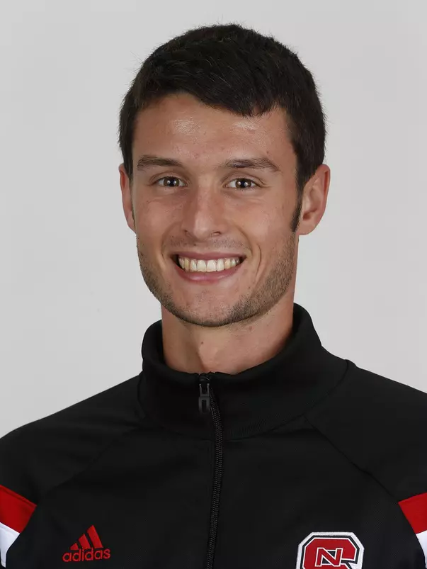 Clay Jones headshot