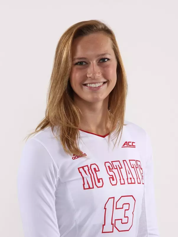 Maggie Speaks Headshot 2015