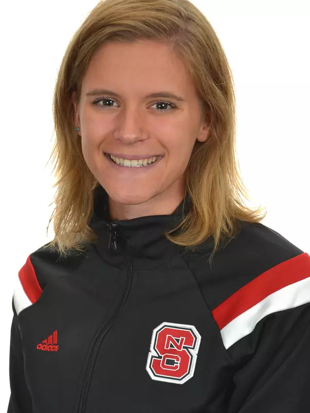 Olivia Enright headshot
