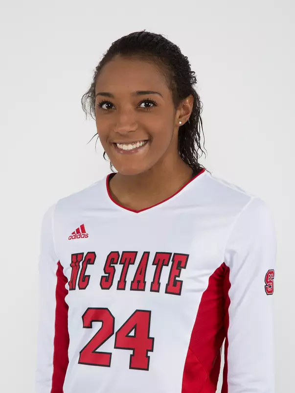 Simone Jeffries Headshot