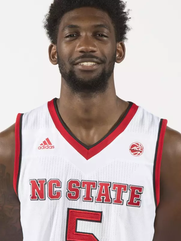 Darius Hicks Headshot 2017-18