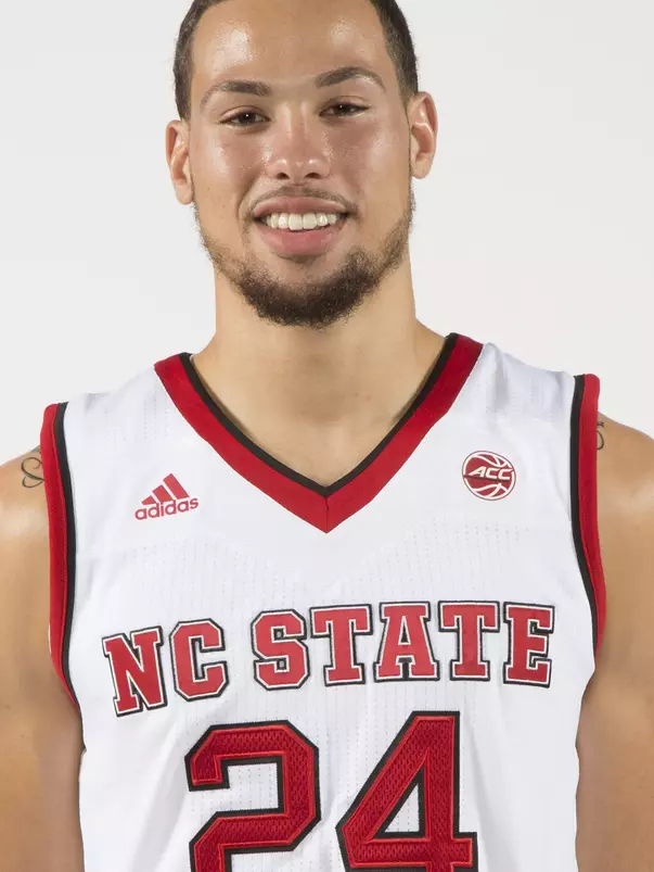 Devon Daniels Headshot 2017-18