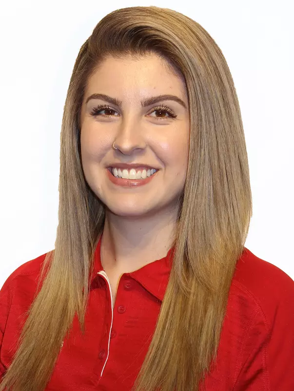 Hannah Williams Head Shot