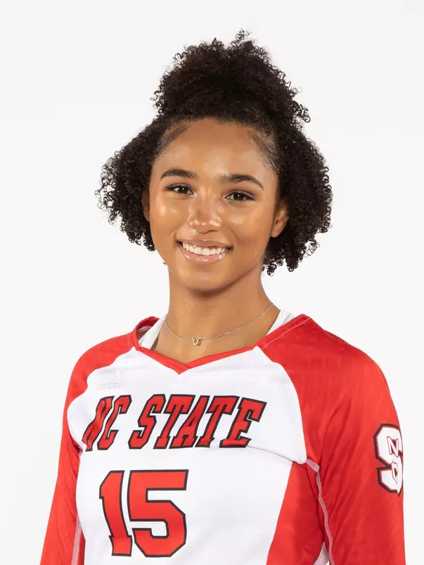 Jade Parchment Headshot