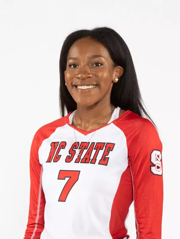 Pam Chukwujekwu Headshot