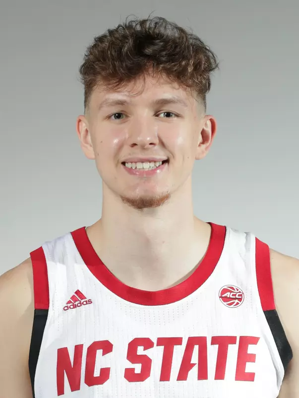 Max Farthing headshot 20-21