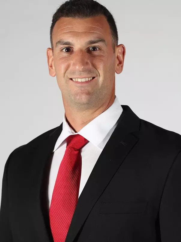 Pat Murphy headshot 19-20