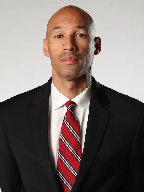 Roy Roberson headshot