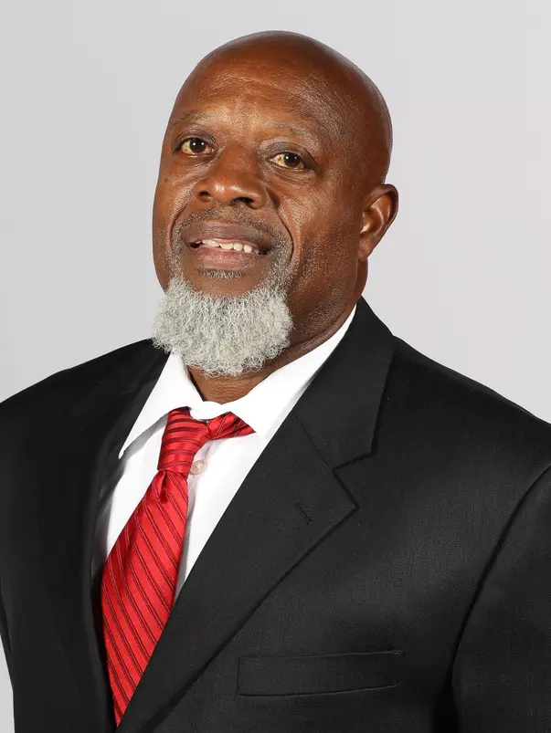 Kirk Brown 2021 Fall headshot