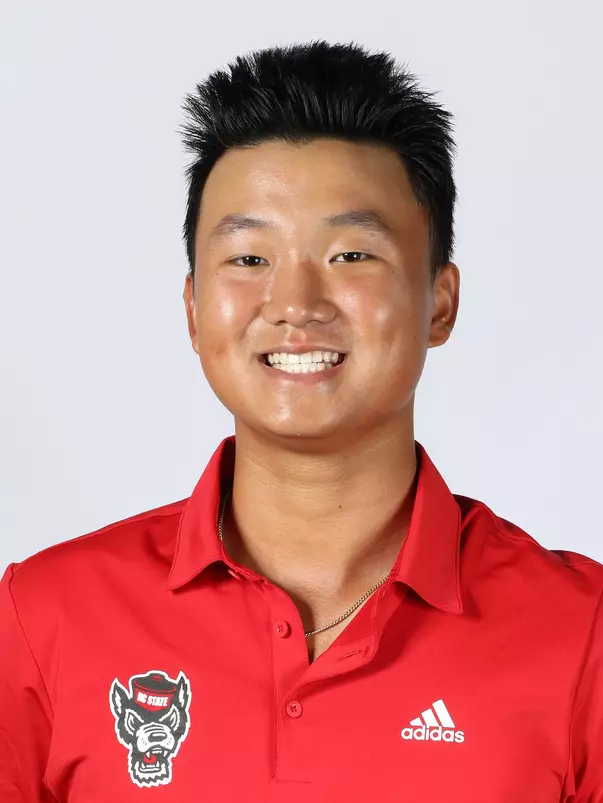 21-22 Ethan Choi headshot