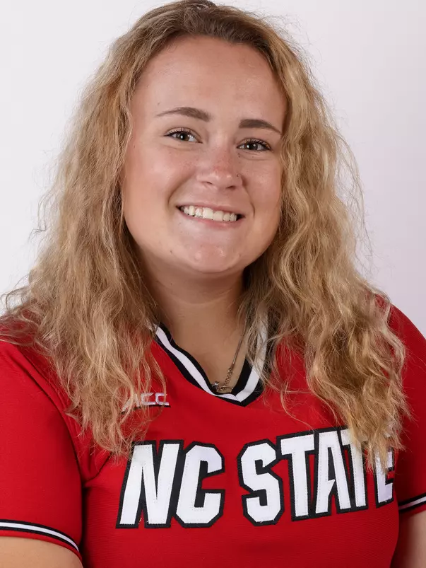 Emily Allen Headshot 22