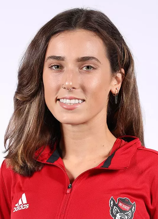 Mariah Howlett Headshot