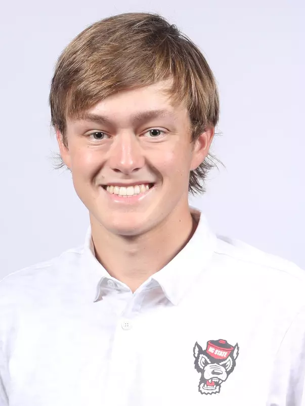 Jake Wiktor Headshot 22-23