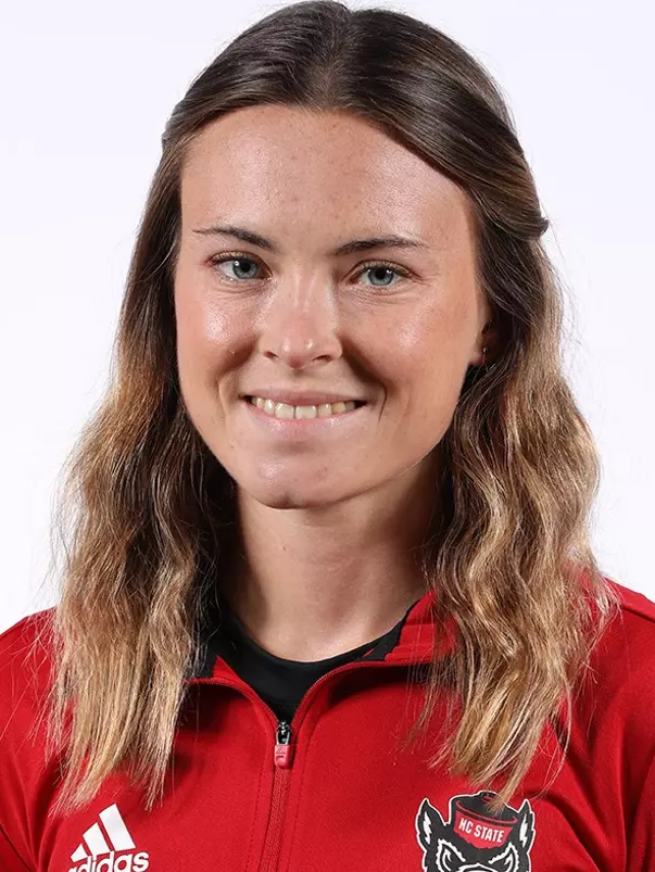 Caroline Lewis Headshot