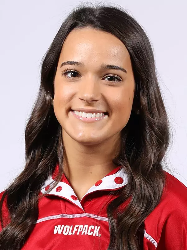 Hailey Merchant Headshot