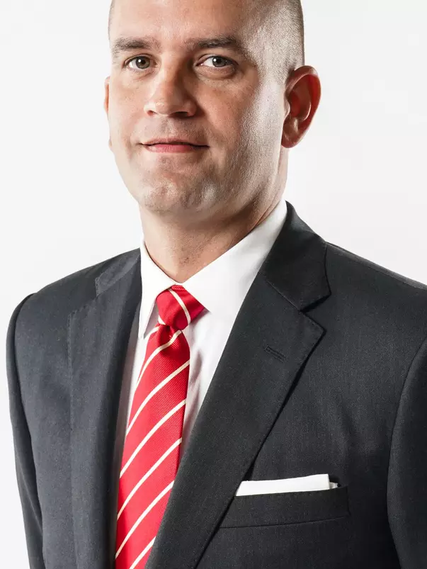 Joel Justus headshot 22-23