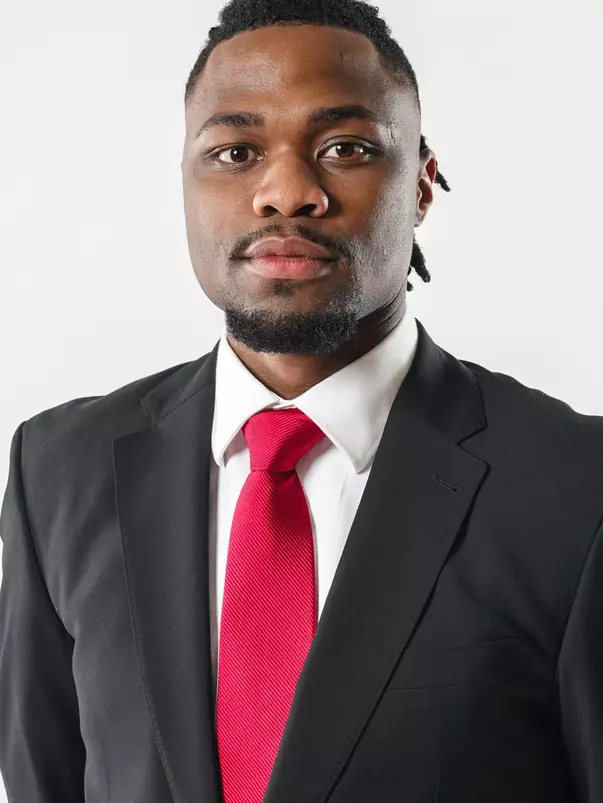 Torin Dorn headshot 22-23