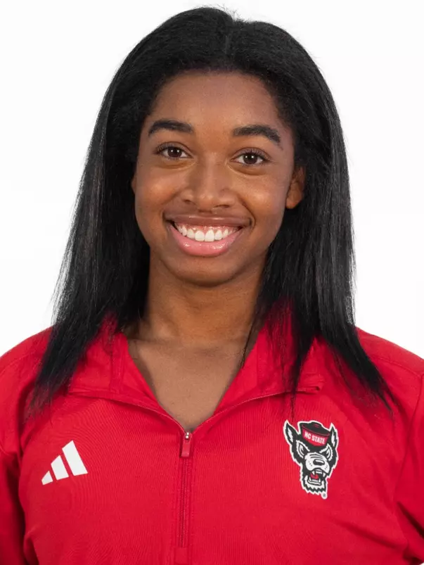 Lauren Wright Headshot