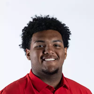 Daniel Cruz headshot