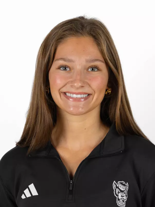 Lily Stough 2026 Track Headshot