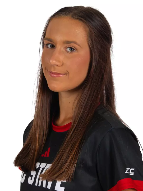 Chloe Stanley Headshot