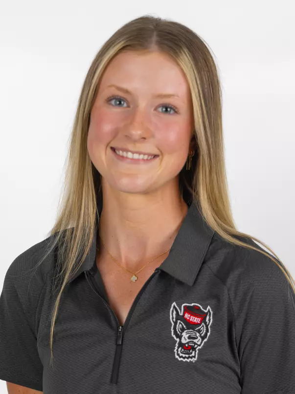Elizabeth Sullivan headshot for 2026-27 women's golf season