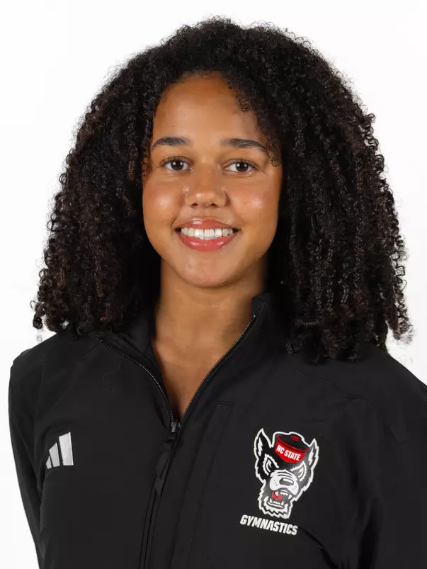 Emily Brown Headshot
