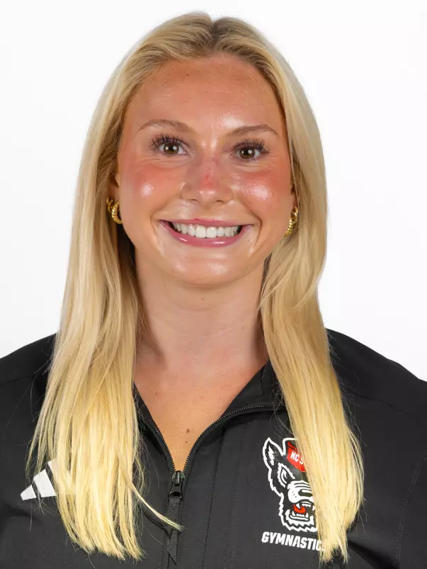 Katie Harper Headshot