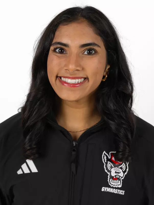 Raina Gandhi Headshot