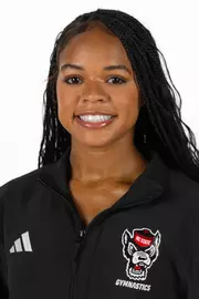 Christina Shelton Headshot