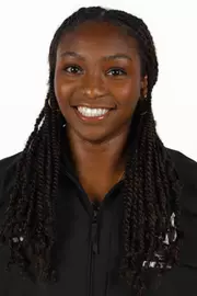 Syniya Thomas Headshot