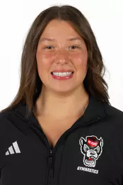 Grace Weisser Headshot