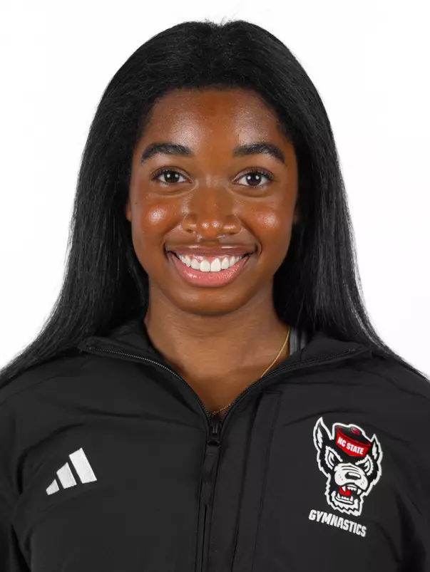 Lauren Wright Headshot