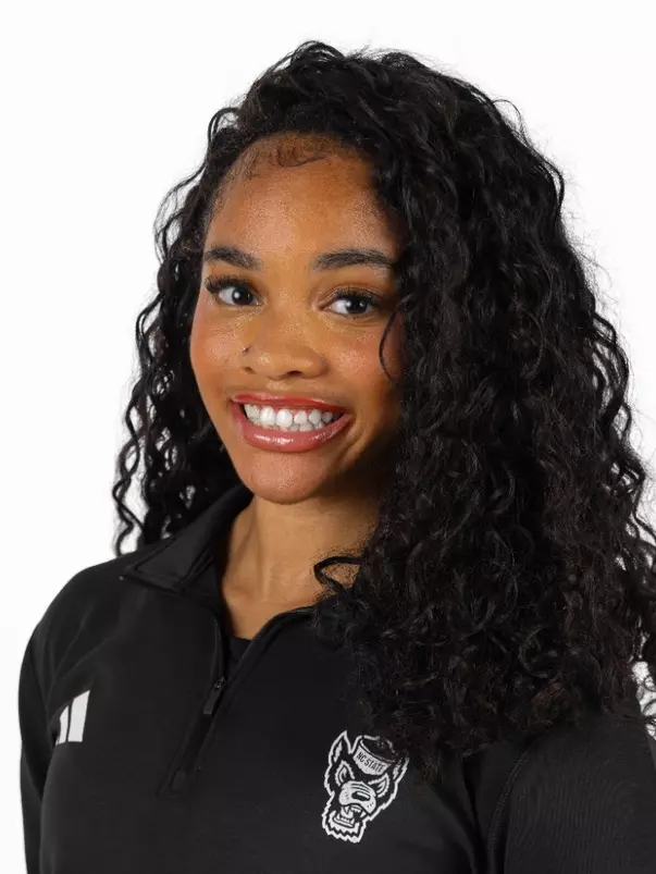 Jada Ray 2026 Track Headshot