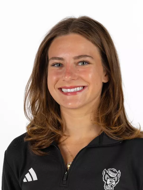 Molly Canon 2026 Track Headshot