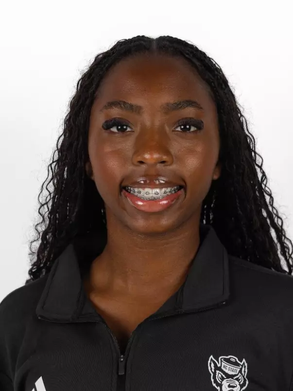 Nia Poole 2026 Track Headshot