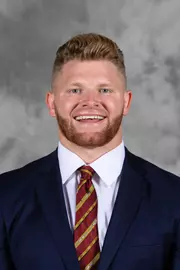 gophers linebacker Ty Barron (56)