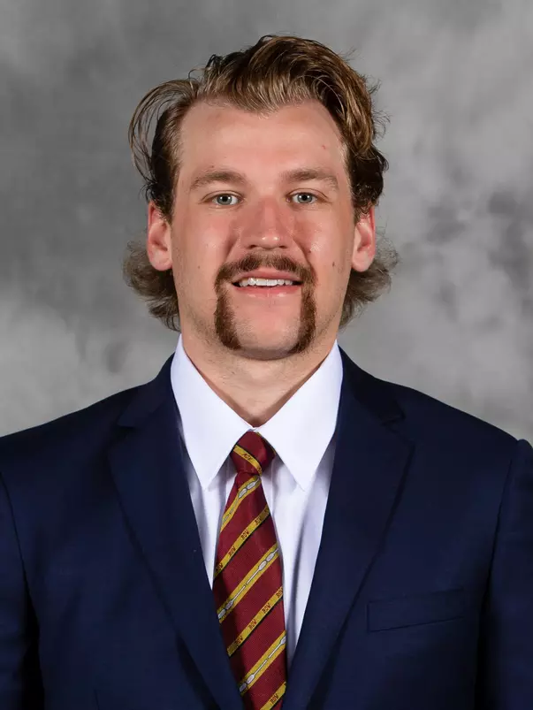 gophers kicker Anders Gelecinskyj (48)