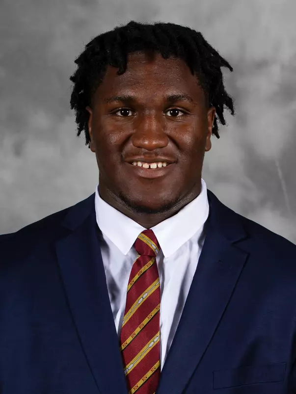 gophers linebacker James Gordon IV (13)