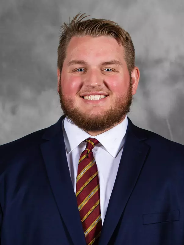 gophers defensive lineman Jack Kern (57)