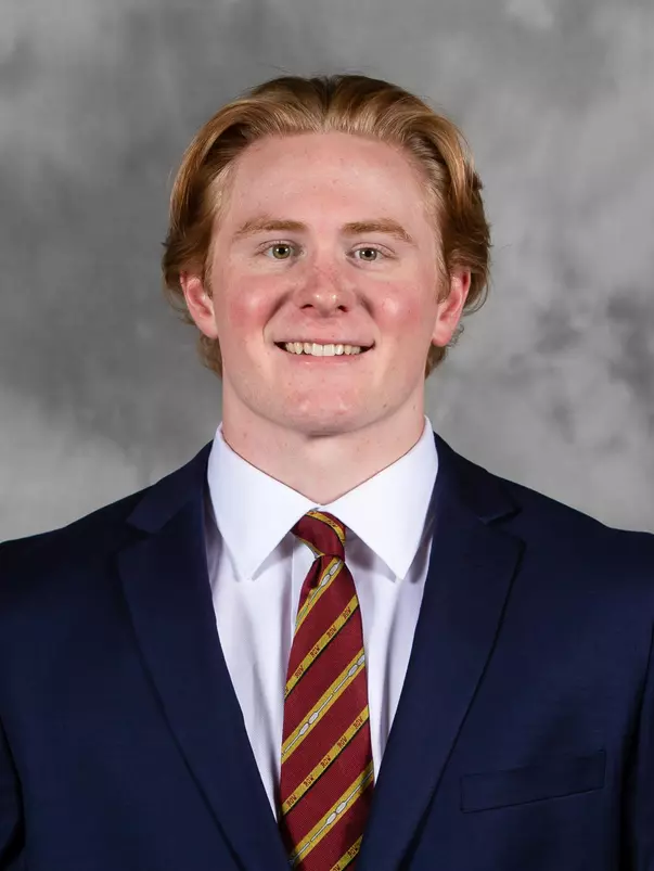 gophers linebacker Thomas Rush (8)