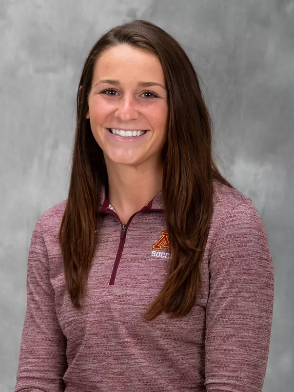 Alana Dressely Headshot