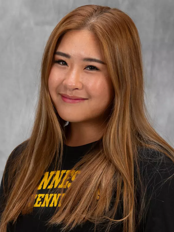 Juliet Zhang Headshot