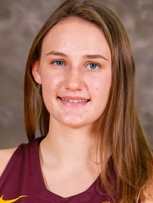 Caroline Strande 2020 Headshot