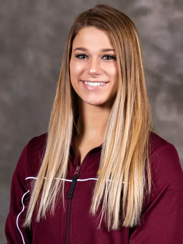 Katie Horak Headshot