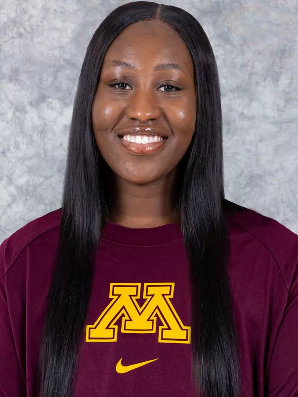 aminata zie headshot 2022-23