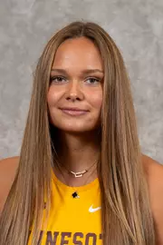 Nora Knezevic Headshot