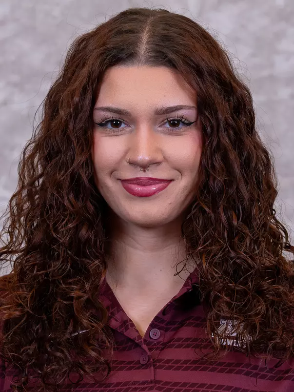 Lapikof_Viktoria_headshot_2627