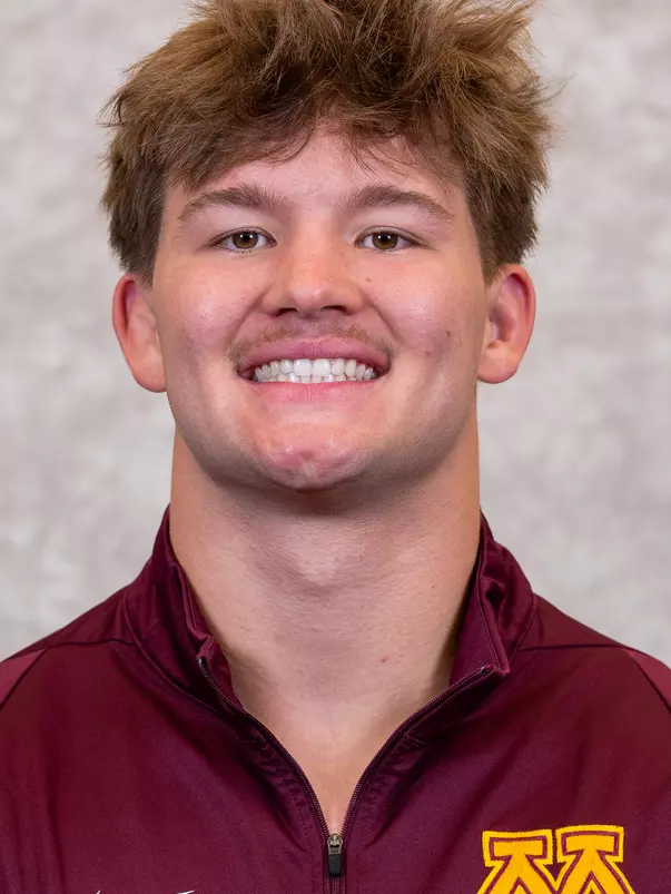 Gavin Nelson Headshot