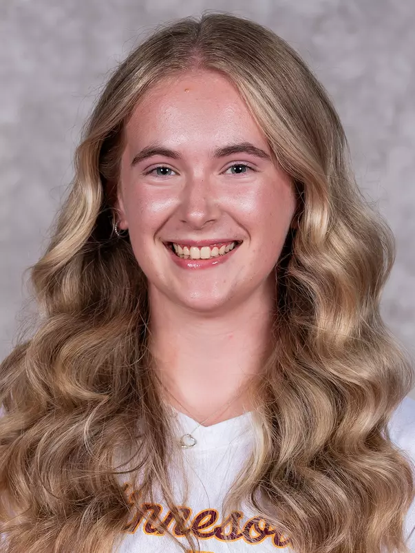Crosson, Makenna